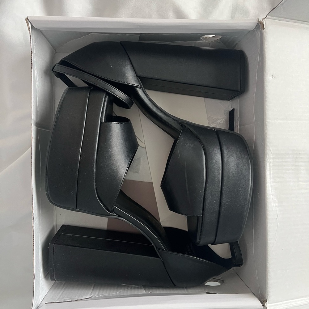Amazon Black Platform Heels